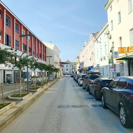 Apartman Klimatisierte In Valica Mit Grossem Garten By Interhome