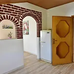Apartment Klimatisierte In Valica Mit Grossem Garten By Interhome Umag