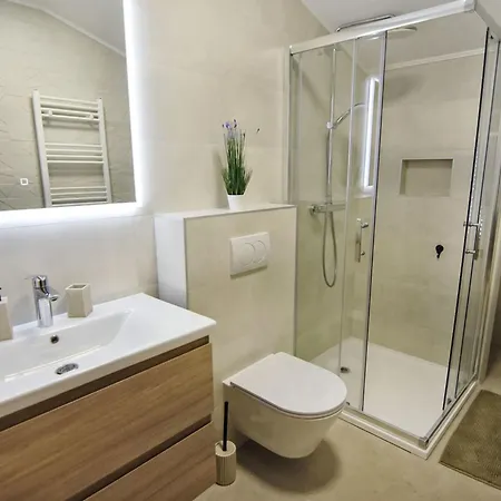 דירה Klimatisierte In Valica Mit Grossem Garten By Interhome *