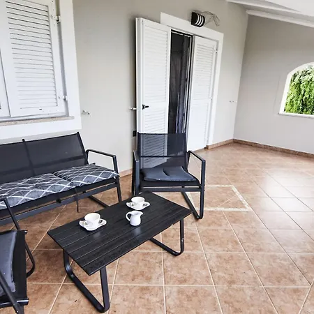 Klimatisierte In Valica Mit Grossem Garten By Interhome Apartman
